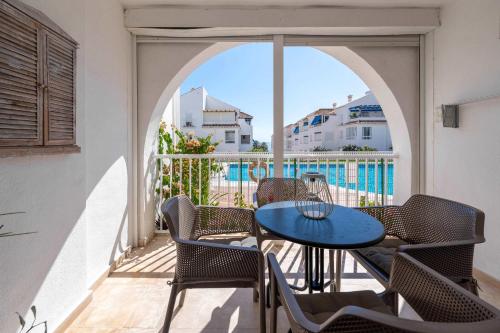 Modern 2-bed 2-bathroom by the pool Las Fuentes de Nerja