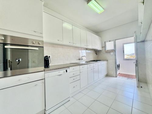 180 View in Loulé Spacious with WiFi