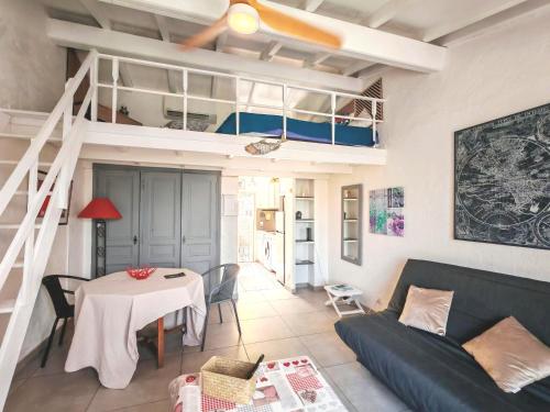 Chez maxime - Studio cosy avec piscine, tennis & pétanque