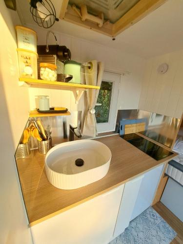 Tiny house insolite, près d'Aix-en-Provence