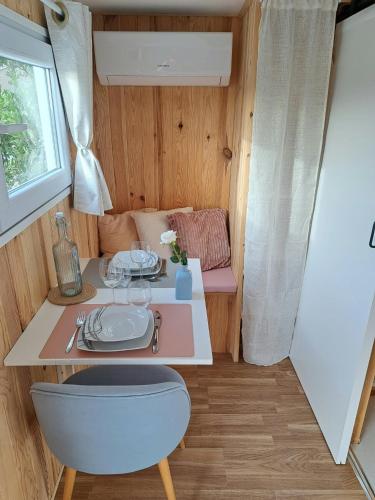 Tiny house insolite, près d'Aix-en-Provence