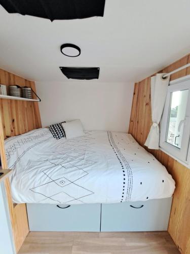 Tiny house insolite, près d'Aix-en-Provence