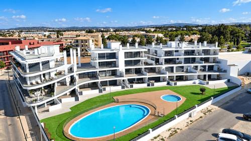 Vilamoura Lakes G - Luxury 2-bedroom in Vilamoura by Cleverdetails