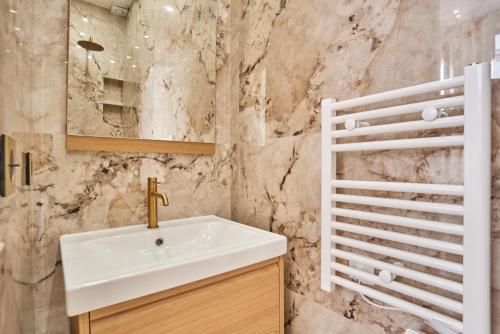 Studio Jardin du Luxembourg by Studio prestige