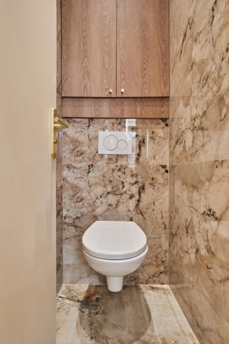 Studio Jardin du Luxembourg by Studio prestige