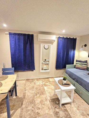 FRGK Immeuble 5 appartements - Centre Cannes - Spécial Congrès