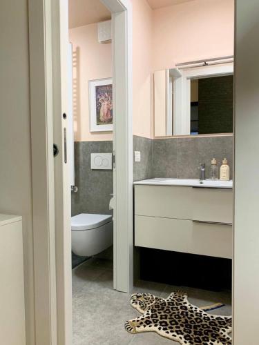 Designer loft between Corso Lodi and the Prada Foundation