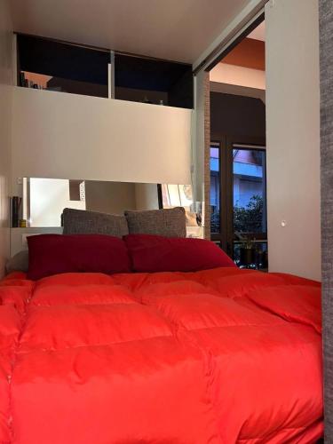 Designer loft between Corso Lodi and the Prada Foundation
