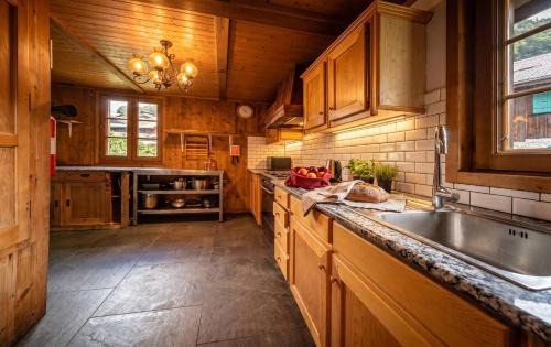 Grand Chalet Beziere, Jacuzzi Heart of Morzine