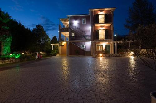 Gallery image of Dina Apartments in Razáta