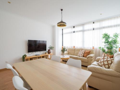 Triana Urban Retreat 3BR