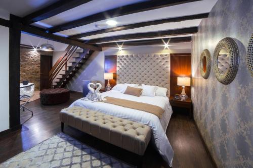 Gallery image of Felicia Hotel & Suites in Cuenca