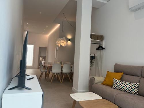 Bailen Apartments