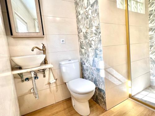 Garden apartment by Moorish Castle trails