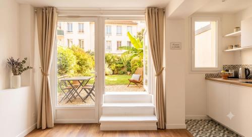 Chic studio & private garden C 9