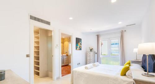 Heated Pool, Terrace & Wi-Fi