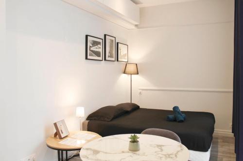 Nice Studio Near Eiffel Tower