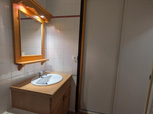 Studio lumineux avec balcon, pieds des pistes, 4 personnes
