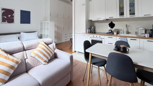 DESIGN SUITES MILANO BOCCONI UNIVERSITY NAVIGLI 14min walk from the City Centre