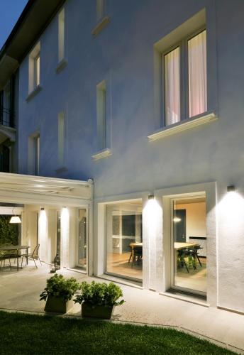 Conti Guest House