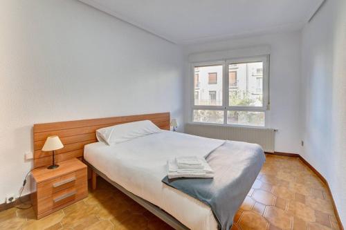 Apartamento Bretón de los Herreros con TERRAZA