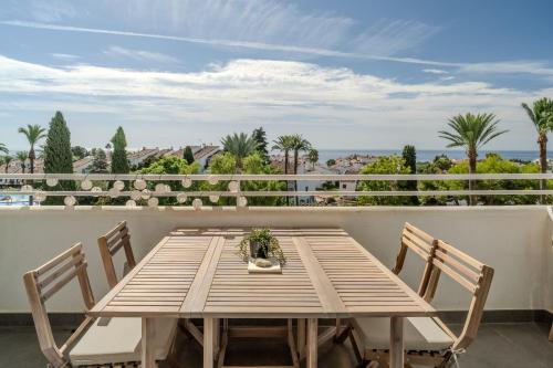Rg133 - Spacious 3 Bed Apartment In Prime Location