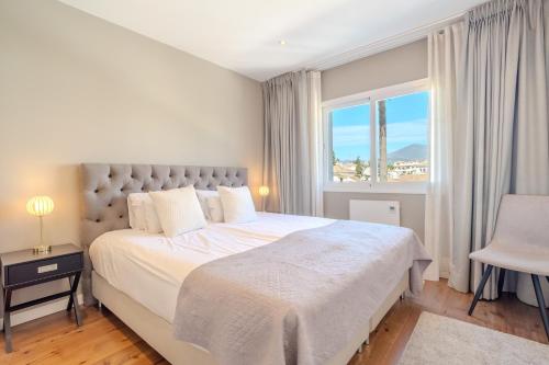 Rg133 - Spacious 3 Bed Apartment In Prime Location