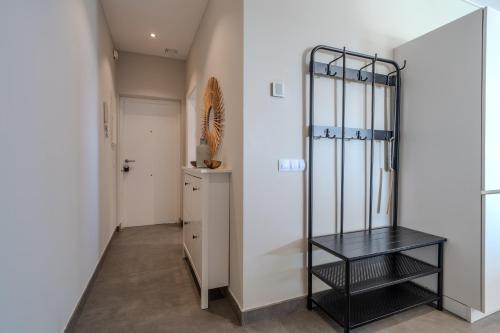 Rg133 - Spacious 3 Bed Apartment In Prime Location