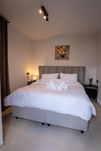 St Constantine suites