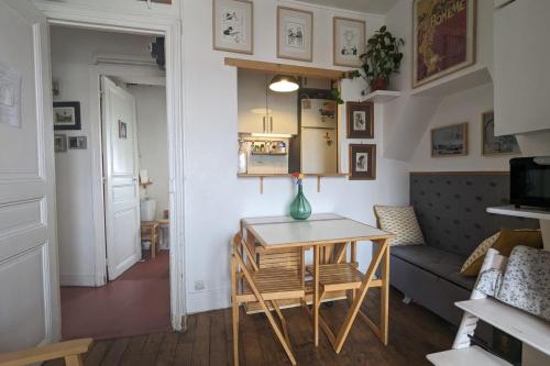 Charming 40m apart for 2 people Paris 10