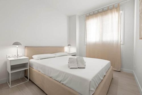 Bright 3-Bedroom Home - Pool & Comfort, Estepona