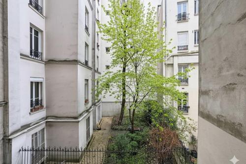 Apartment near Montmartre