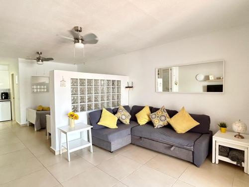 Studio on peaceful complex Port Royal K007