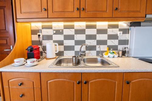 Andronikos TownHouse- Priv Balcony Stay in Preveza