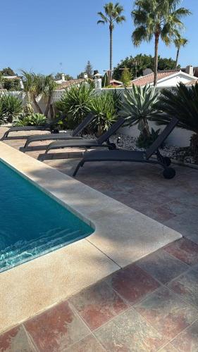 Modern Villa close to Costabella beach