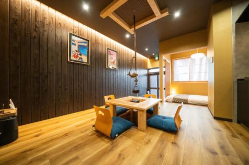 SH Morinomiya near Osaka Castle 6 min walk to JR and Metro
