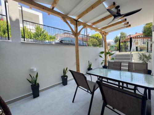 Elysian Terrace