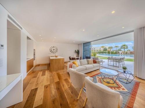 Lakes24 Infinity - 2 Bedrooms Apt