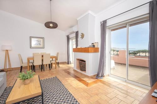 Sea View Apt - Porto Dona Maria Condo - Pool