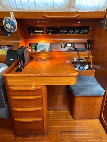 Aniram Sailboat
