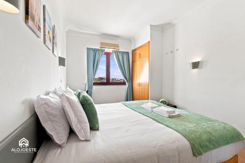 Sunset by the Sea - 1 bedroom apt with ocean view