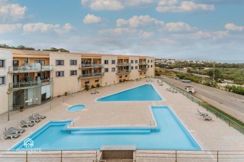 Sunset by the Sea - 1 bedroom apt with ocean view