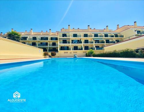 Apt São Sebastião - 1 bedroom oceanfront with pool