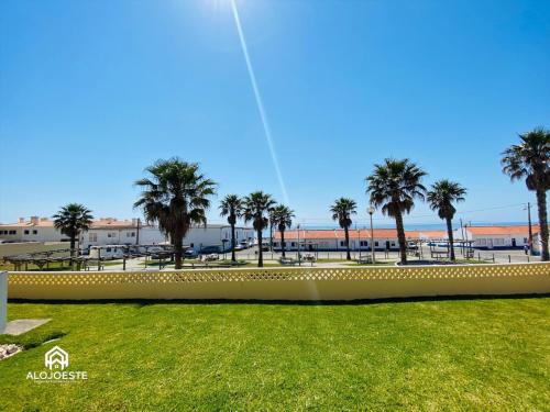 Apt São Sebastião - 1 bedroom oceanfront with pool