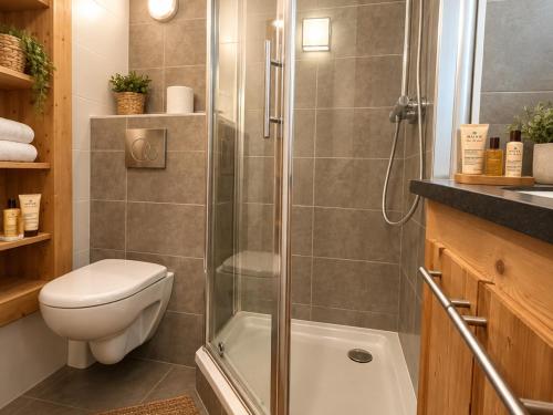 Appartement chaleureux, vue montagne