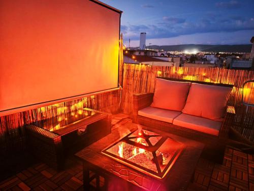 SkyCozy Balcony