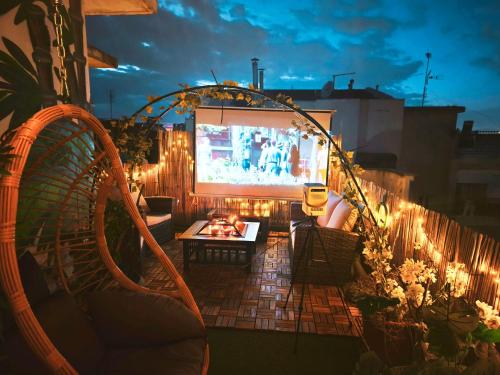 SkyCozy Balcony