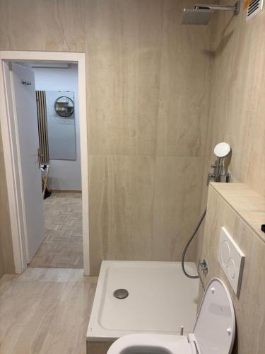 2 BDR - Apartment Tranquil, near Vienna's old City