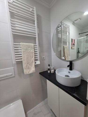 Centrally Located Lisbon Apartment
