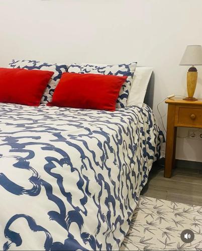 Apartamento Estúdio a 5 min a pé da praia, com terraço grande ao sol, no Rés-Chão